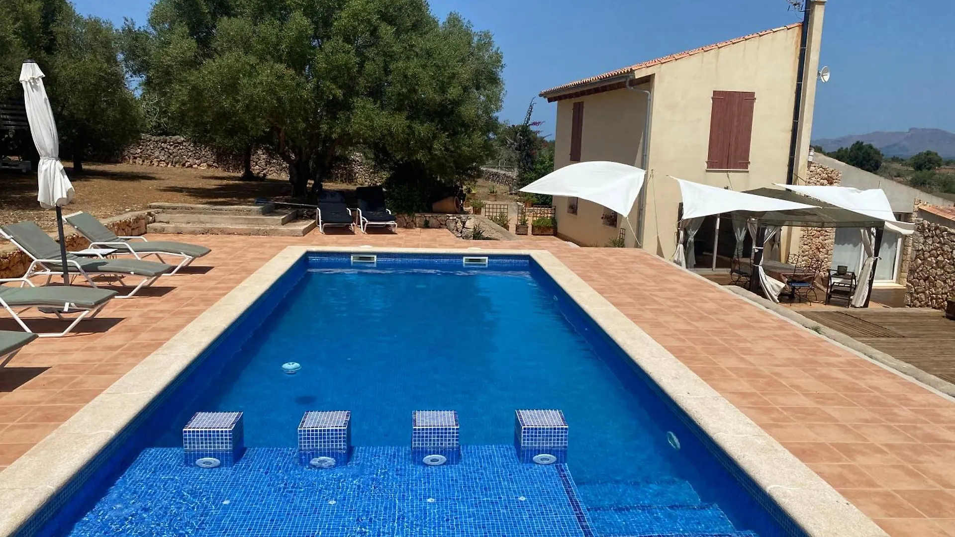 Can Susacasa Relax Rural Con Sol Piscina Y Amplitud En Mallorca Santa Margarita  Casa di campagna Santa Margarita (Mallorca)